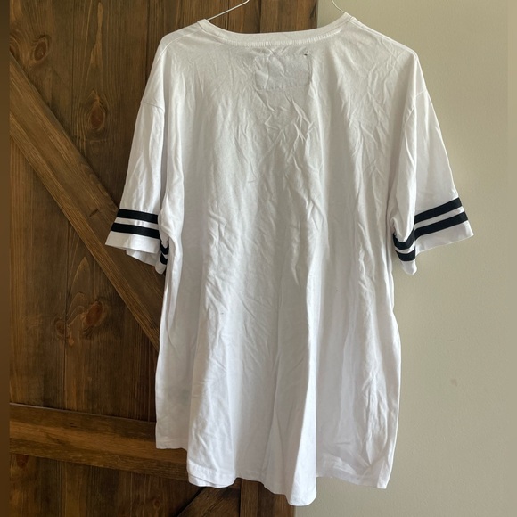 The Narrows T-shirt Dress - Picture 2 of 3